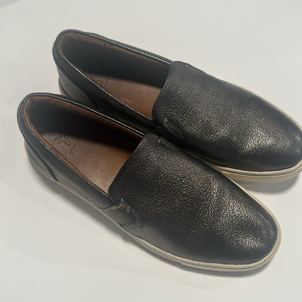 Frye Pewter Metallic Slip-On Sneakers Size 8.5 Women’s